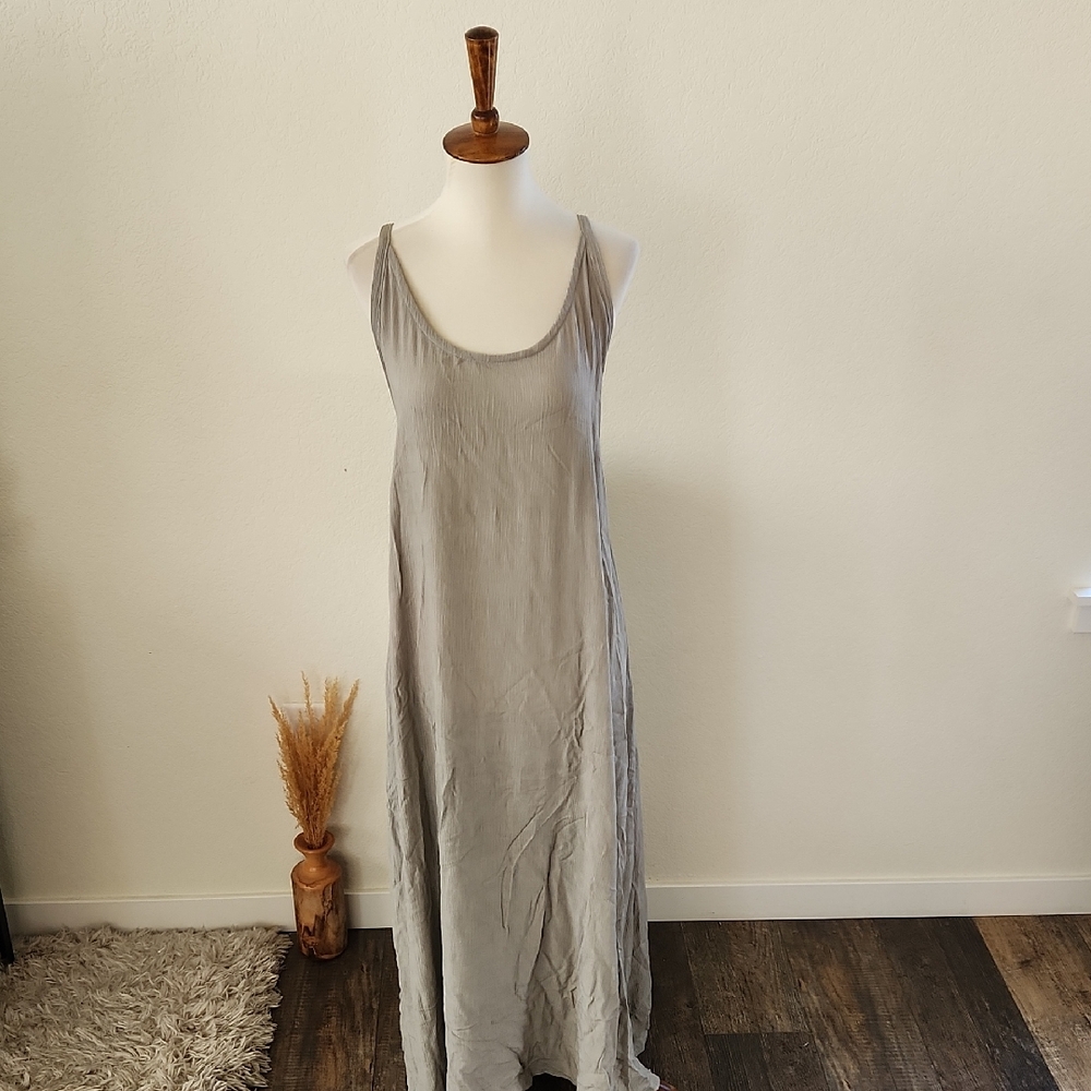 Tonle Dara Dress
